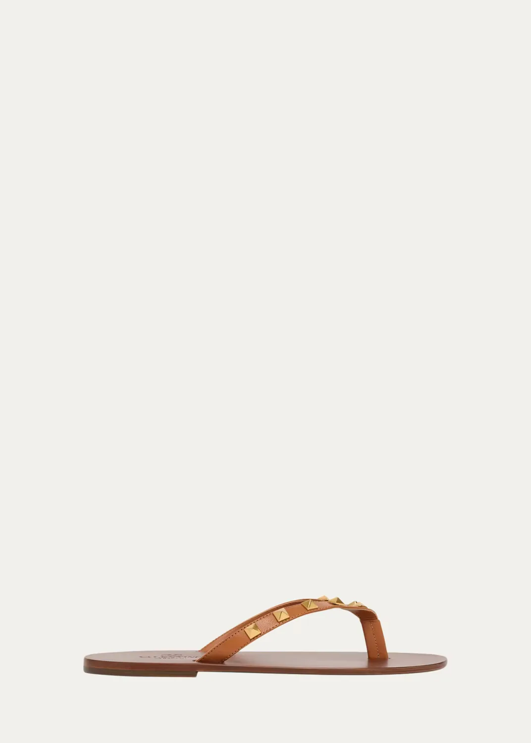 Rockstud Thong Sandals by Valentino Garavani