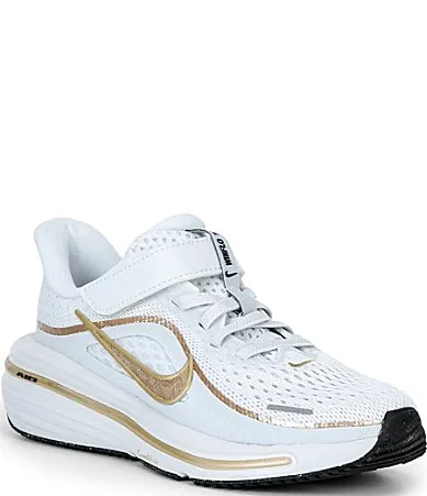 Air Winflo 12 Running Sneakers by Nike