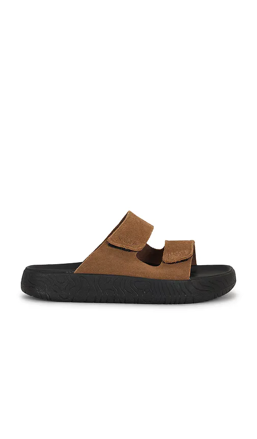 Etna by VEJA