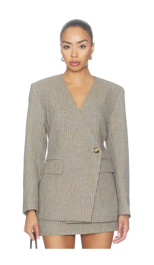 Arielle Blazer