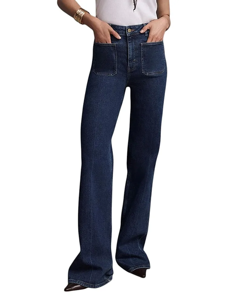 Relaxed Straight Patch Pocket Jeans in Blue Wash