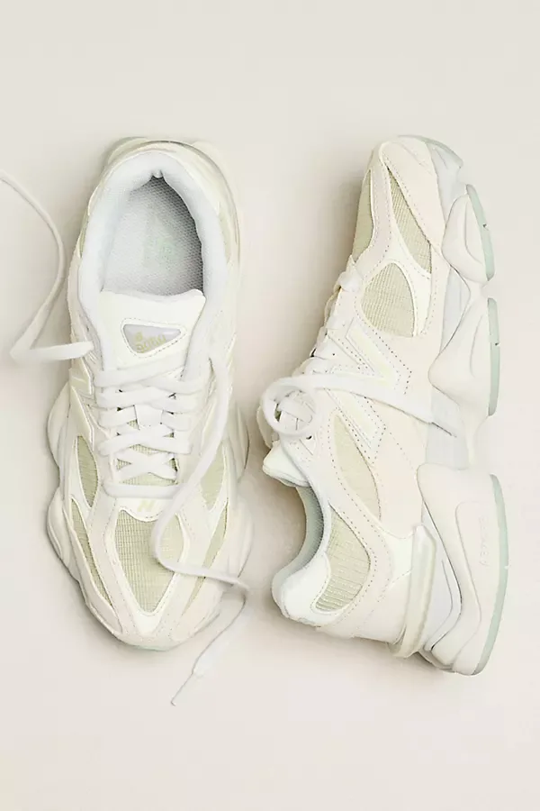 9060 Sneakers by New Balance