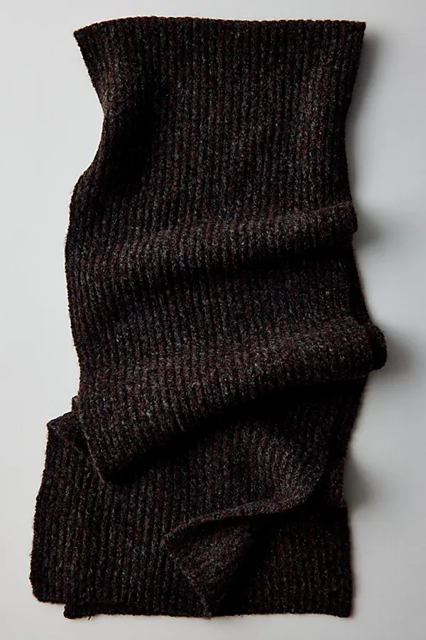 Ribbed Knit Scarf