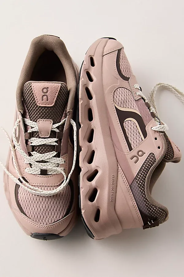 Cloudtilt Arc Sneakers