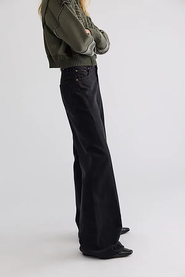 The Lemon Twist Sneak Jeans