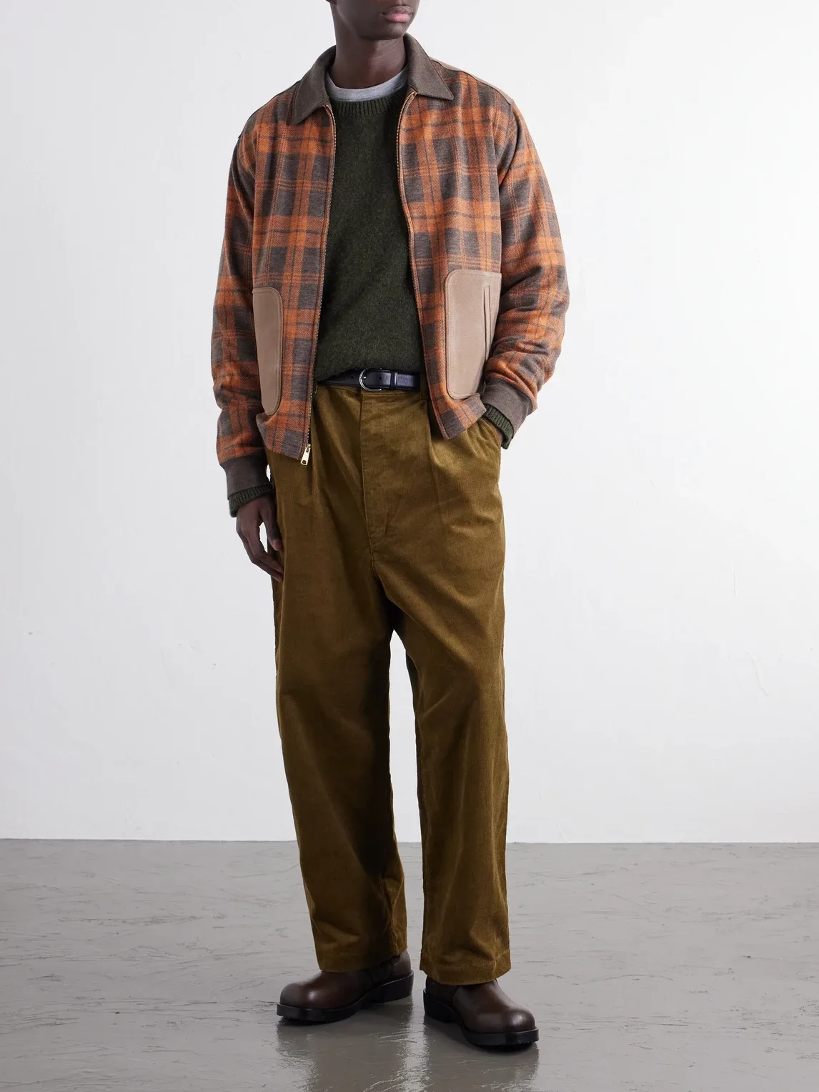 Wide-Leg Pleated Garment-Washed Cotton-Blend Corduroy Trousers