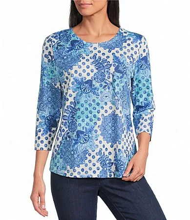 Floral 34 Sleeve Crew Neck Curve Hem Top