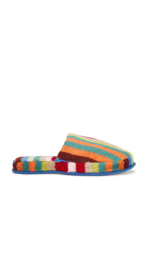 Slippers by Dusen Dusen