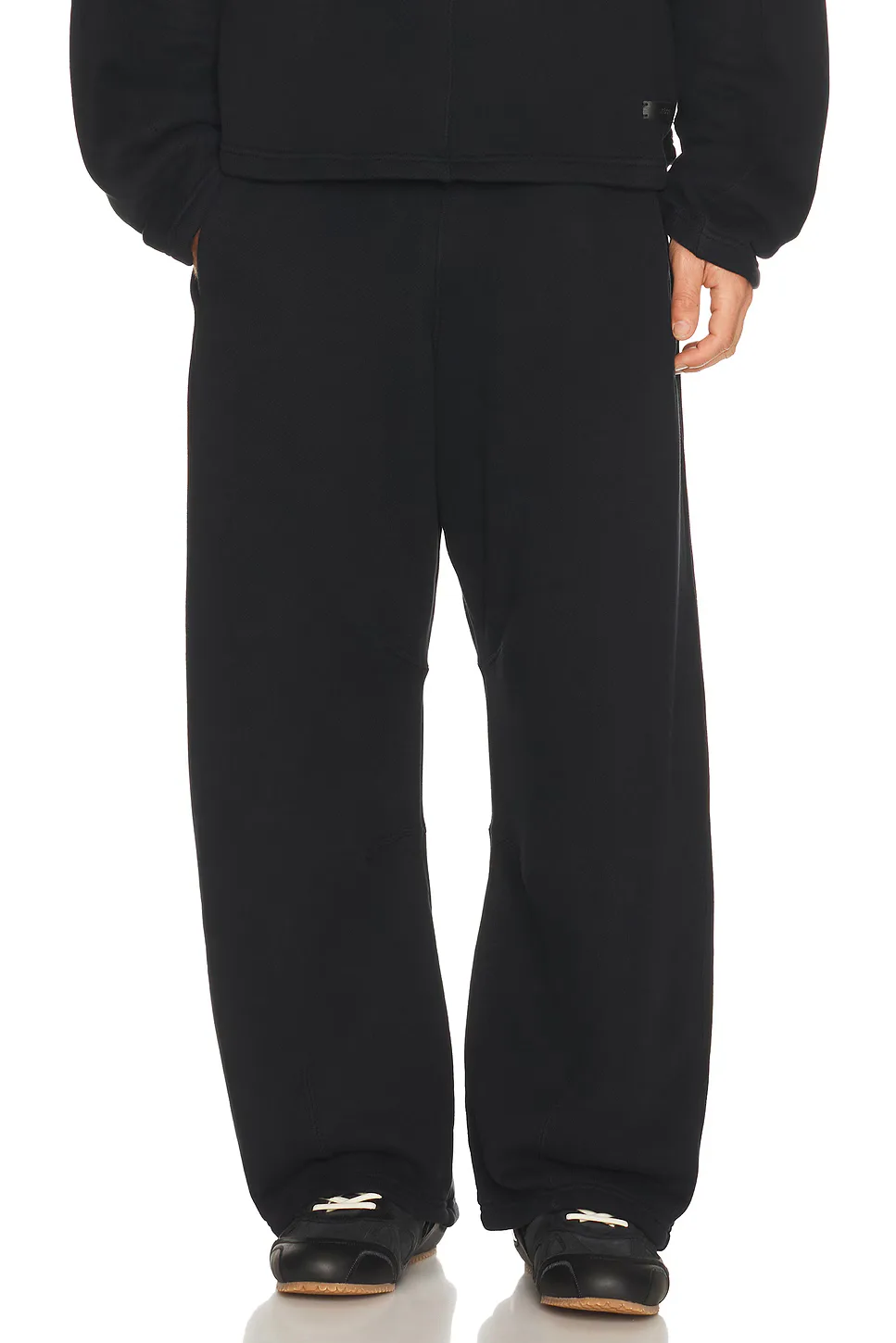 Heavyweight Jogger by Represent