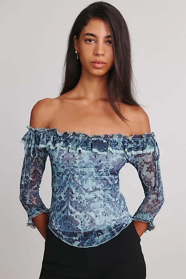 Kimchi Blue Josefina Mesh 3/4 Sleeve Off-The-Shoulder Top