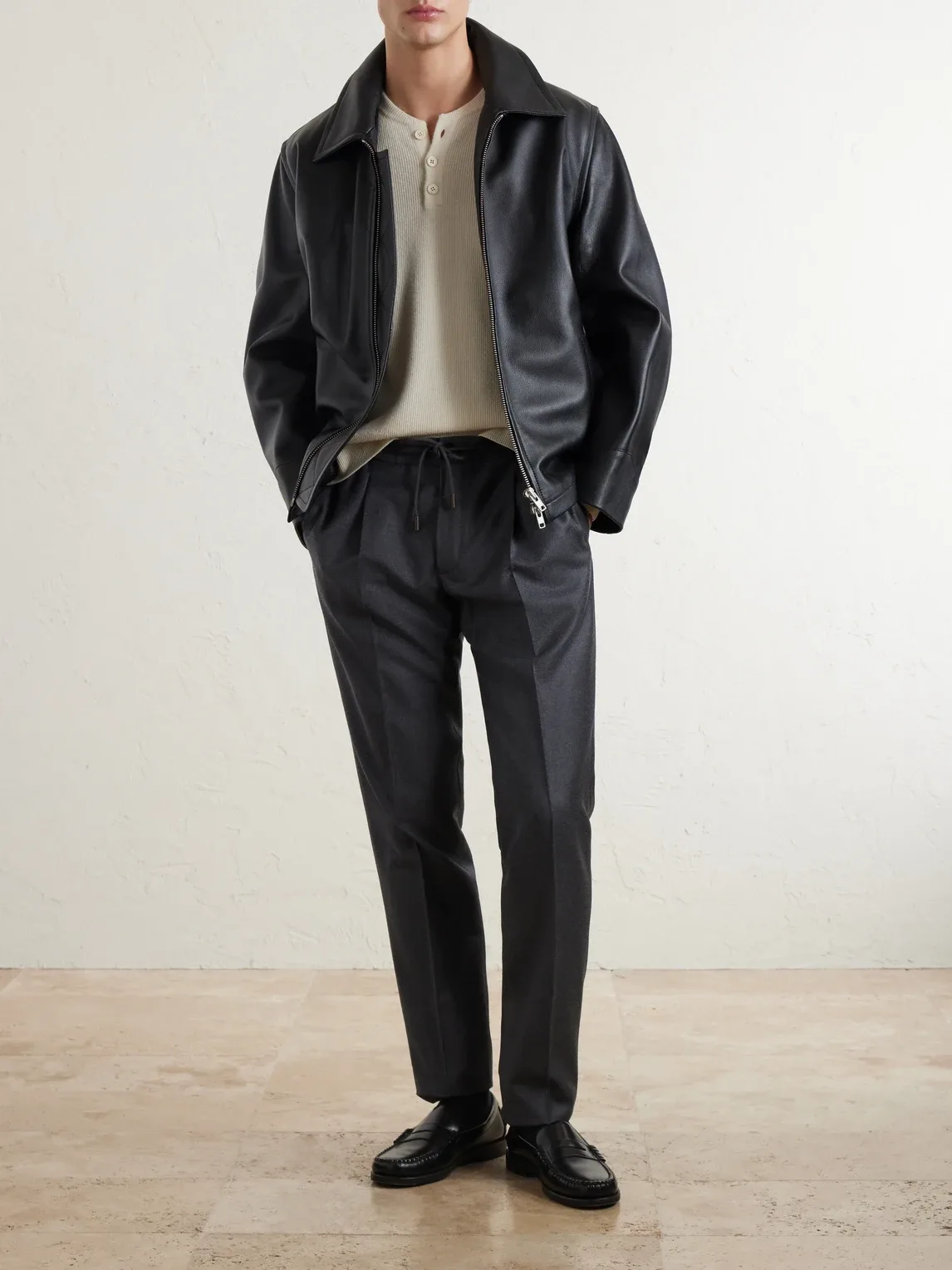 Incotex Tapered Pleated Virgin Wool Trousers by Slowear