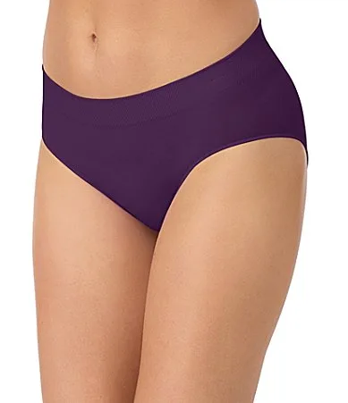 Seamless Comfort Hipster Panty by Le Mystère