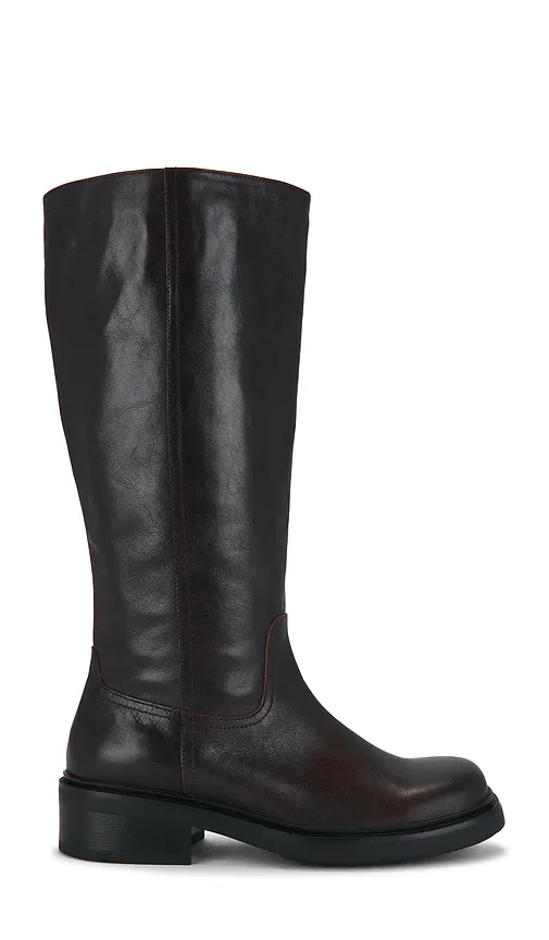 Karlie Boot