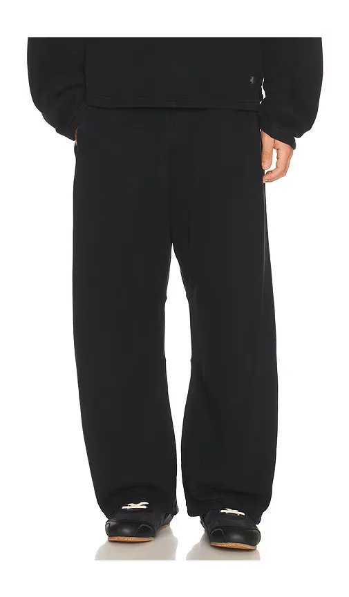 Heavyweight Jogger by Represent