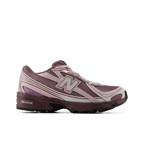 740 Bungee Lace by New Balance