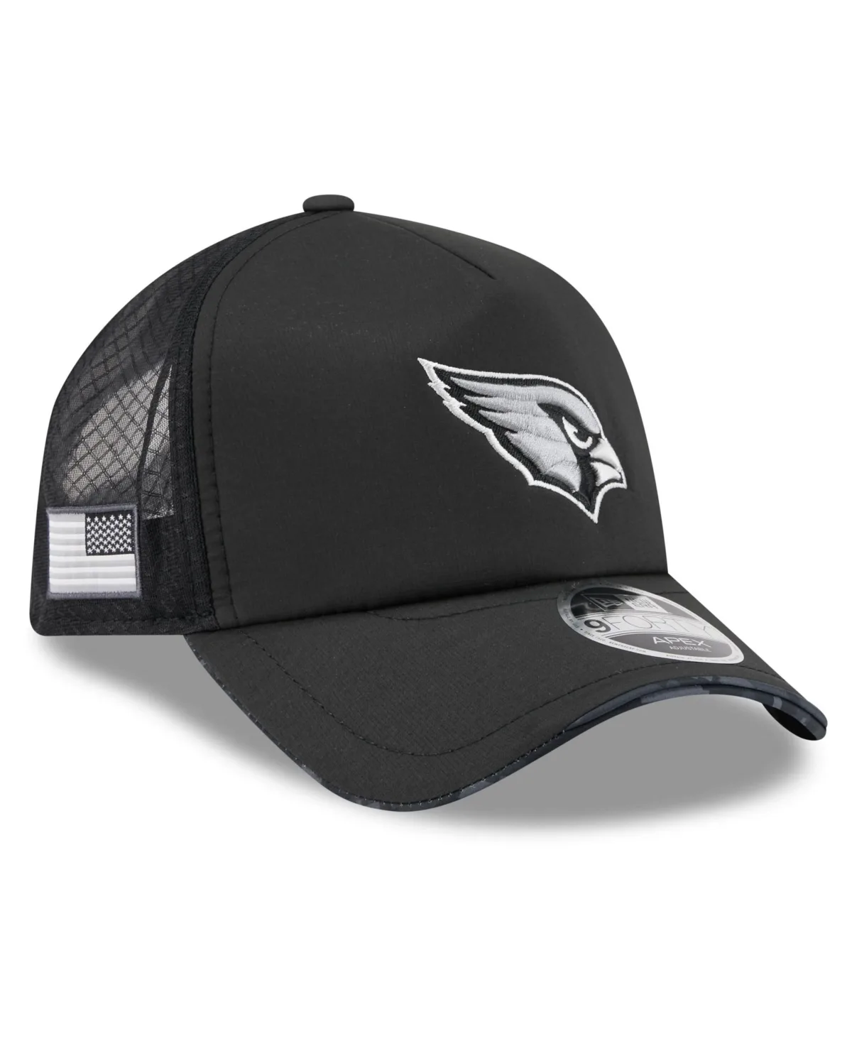 Arizona Cardinals 2026 Salute to Service Apex 9FORTY Adjustable Trucker Hat