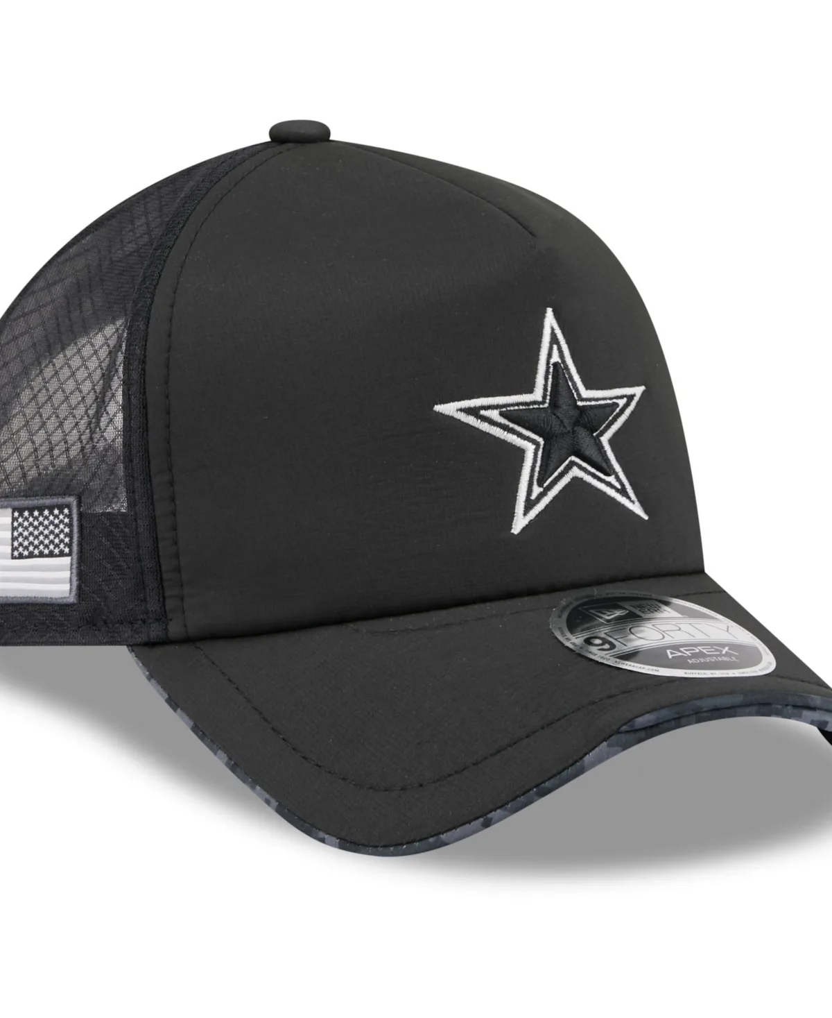 Dallas Cowboys 2026 Salute to Service Apex 9FORTY Adjustable Trucker Hat