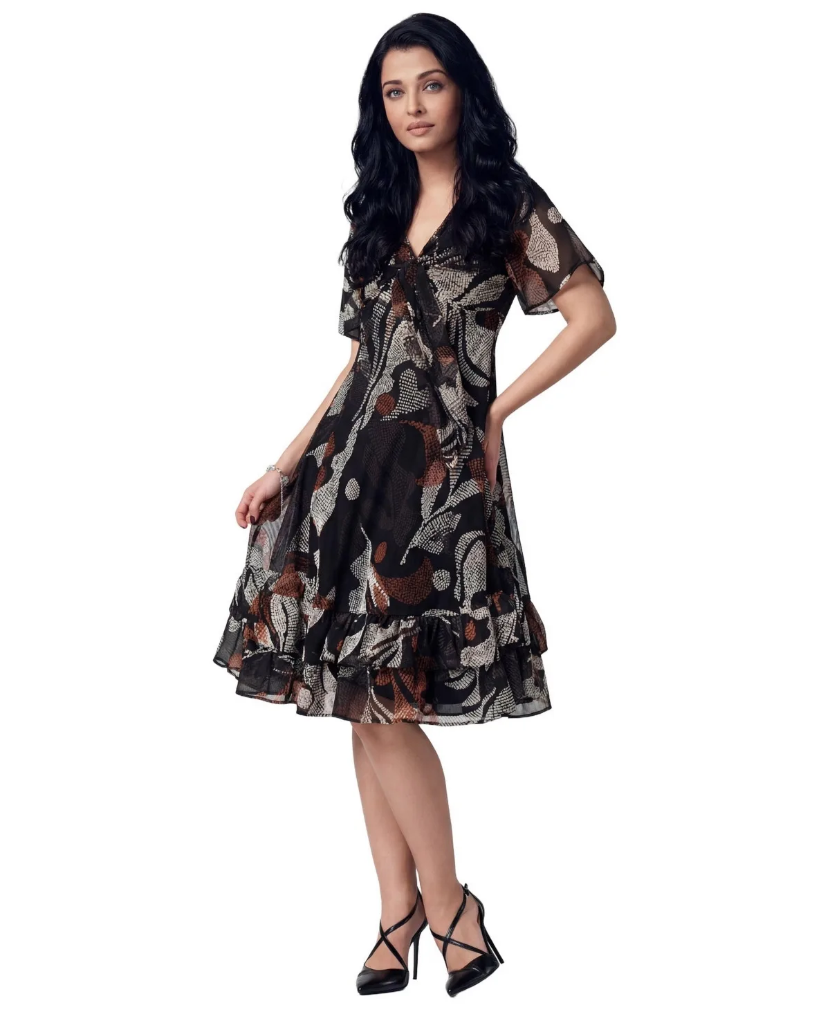Lola Floral-Print V-Neck Short-Sleeve Dress by Luna Fashion House