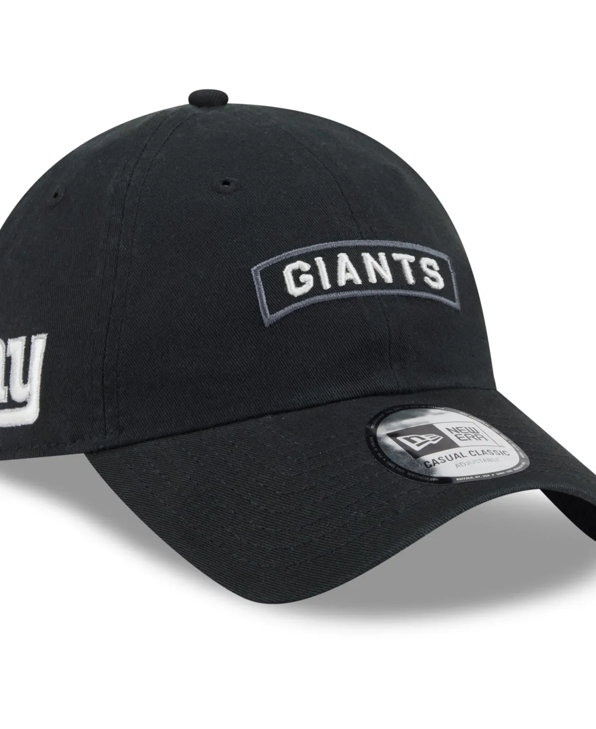 New York Giants 2026 Salute to Service Casual Classic Adjustable Hat by New Era