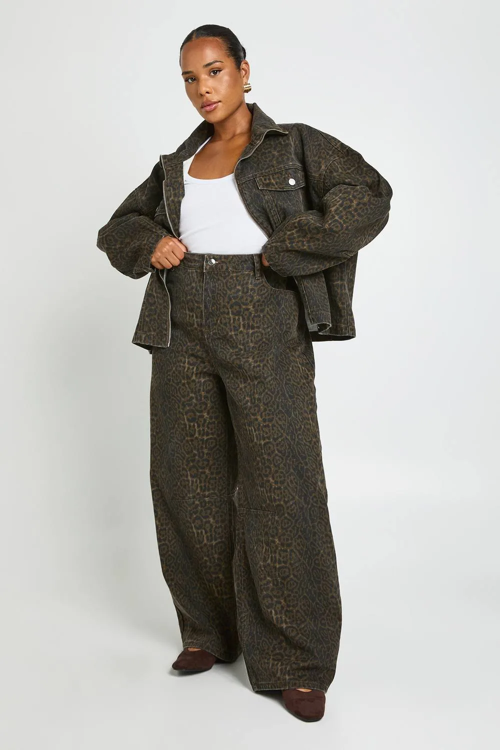 High Waist Leopard Print Barrel Jean by boohoo