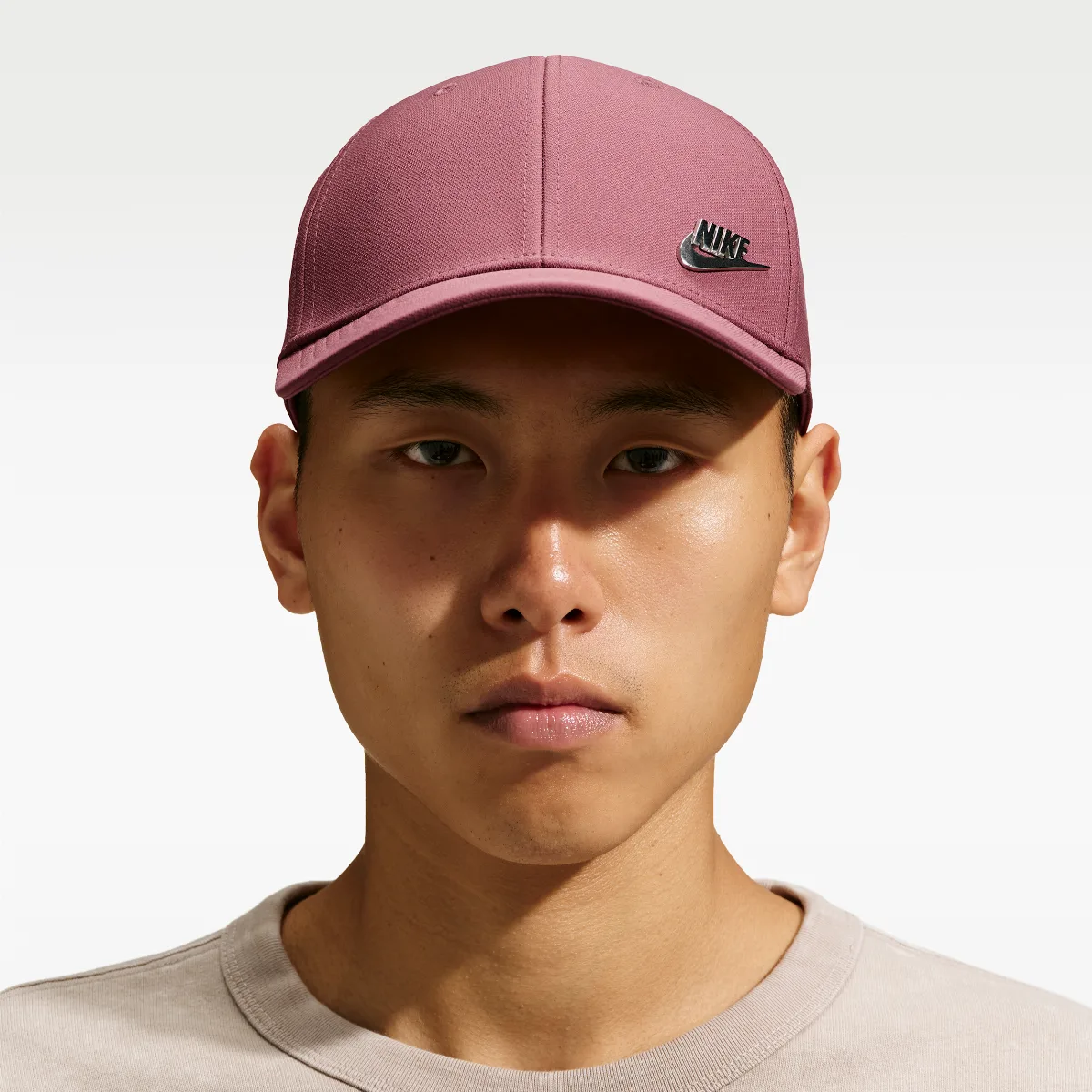 Dri-FIT Club Structured Metal Logo Cap by Nike