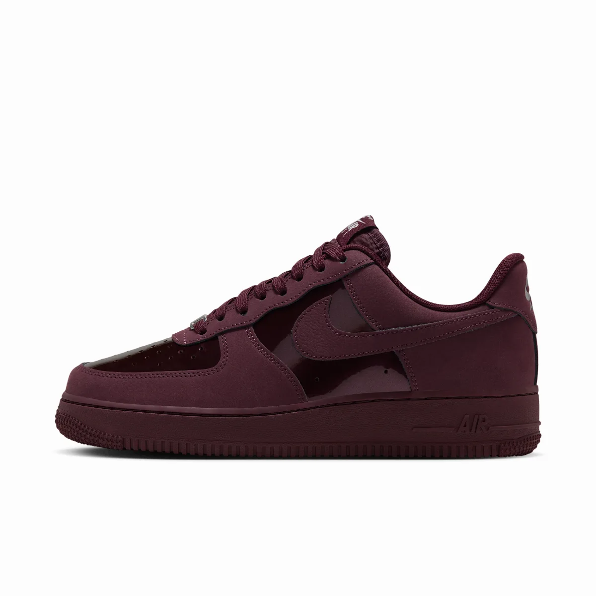 Air Force 1 07 SE Shoes by Nike