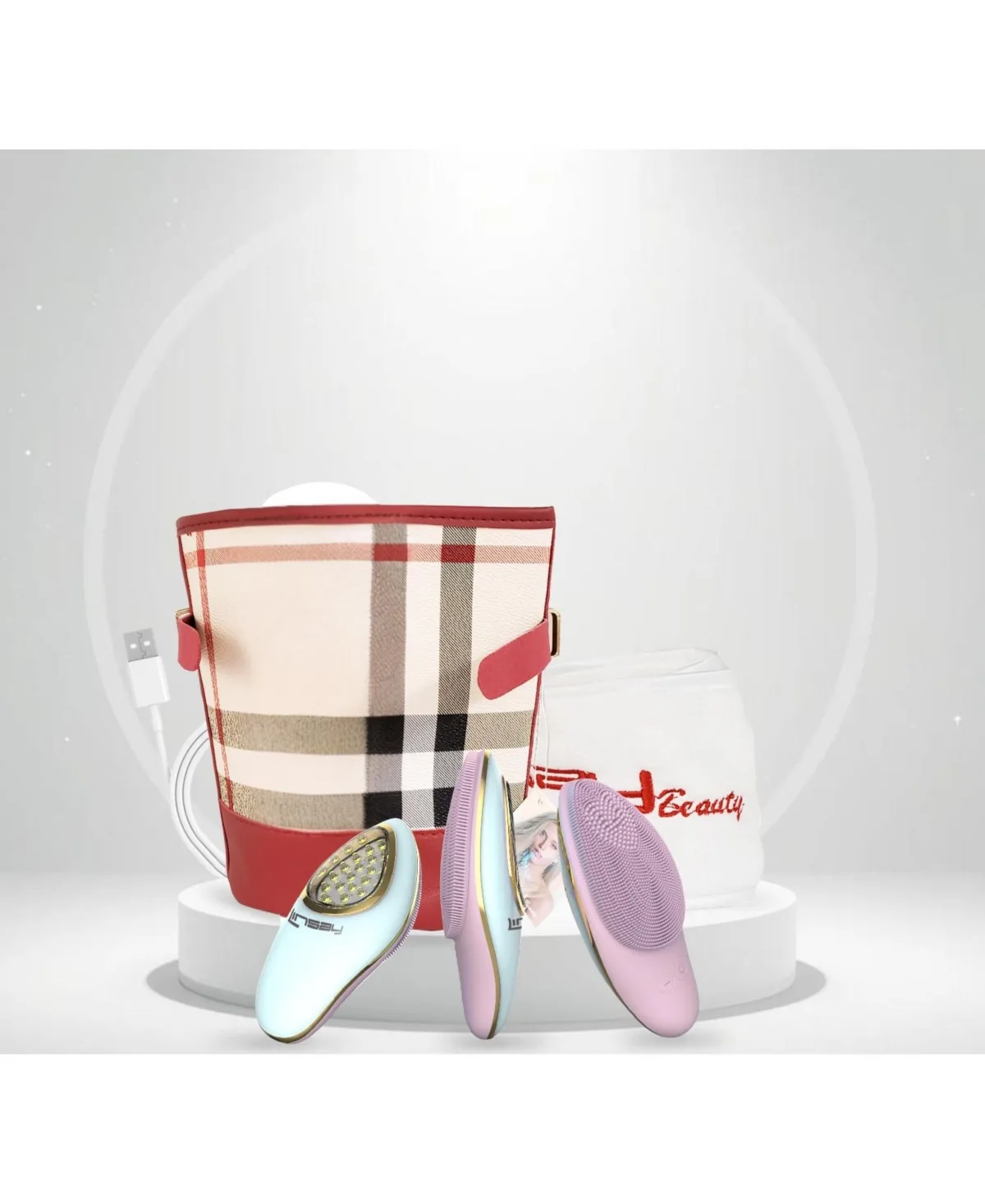 Facial Cleansing Brush with Led Photon Therapy by Linsay