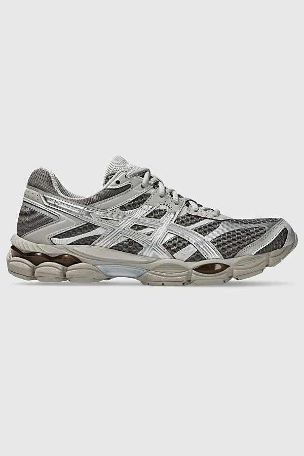 Gel-Cumulus 16 Sportstyle Sneakers