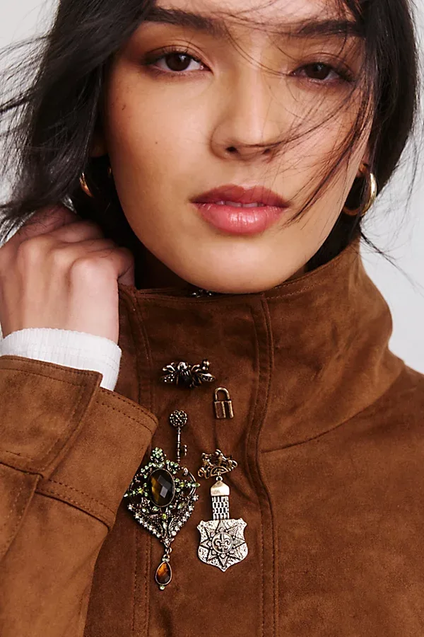 Enchantment Mix & Match Brooch Set by Urban Outfitters