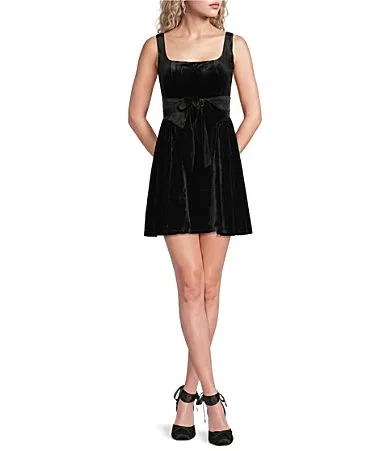 Sleeveless Bow-Back Velvet Basque Waist Mini Dress by Honey and Rosie