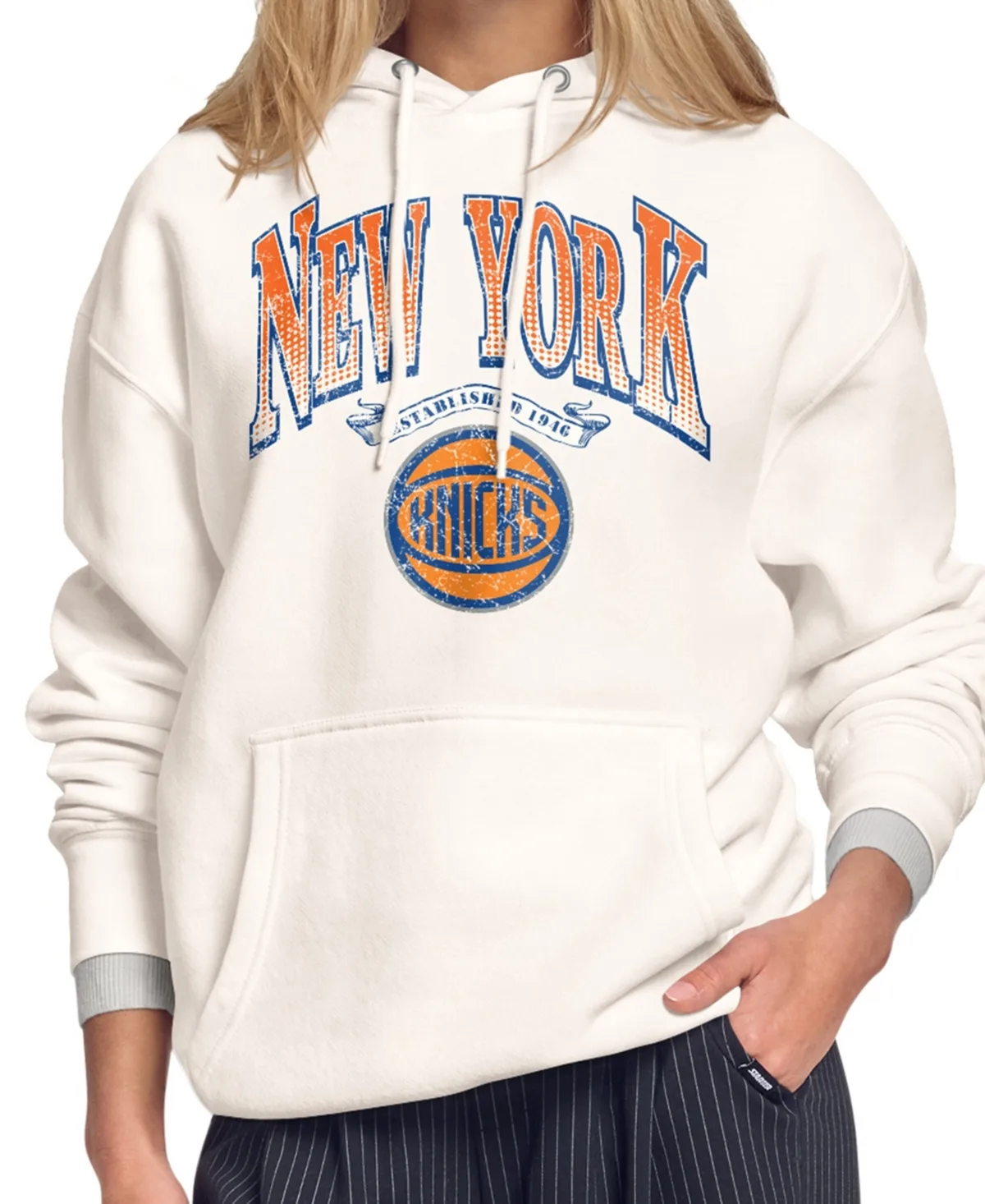 New York Knicks Court Legacy Long-Sleeve Distressed Hoodie by Starter