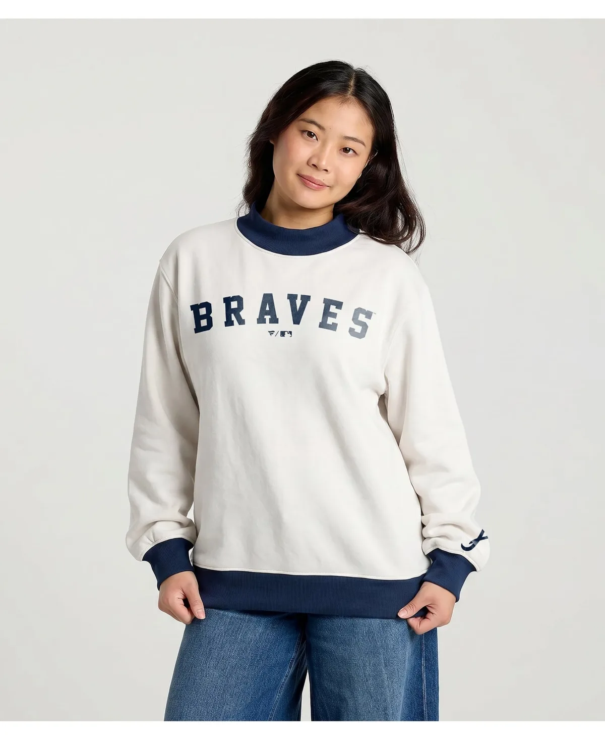 Atlanta Braves Sweatshirt by Fanatics