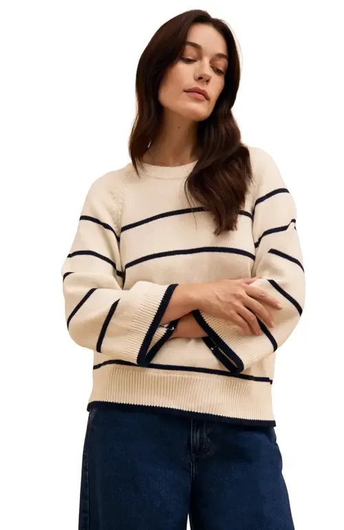 Raglan Crop Sleeve Crew Sweater