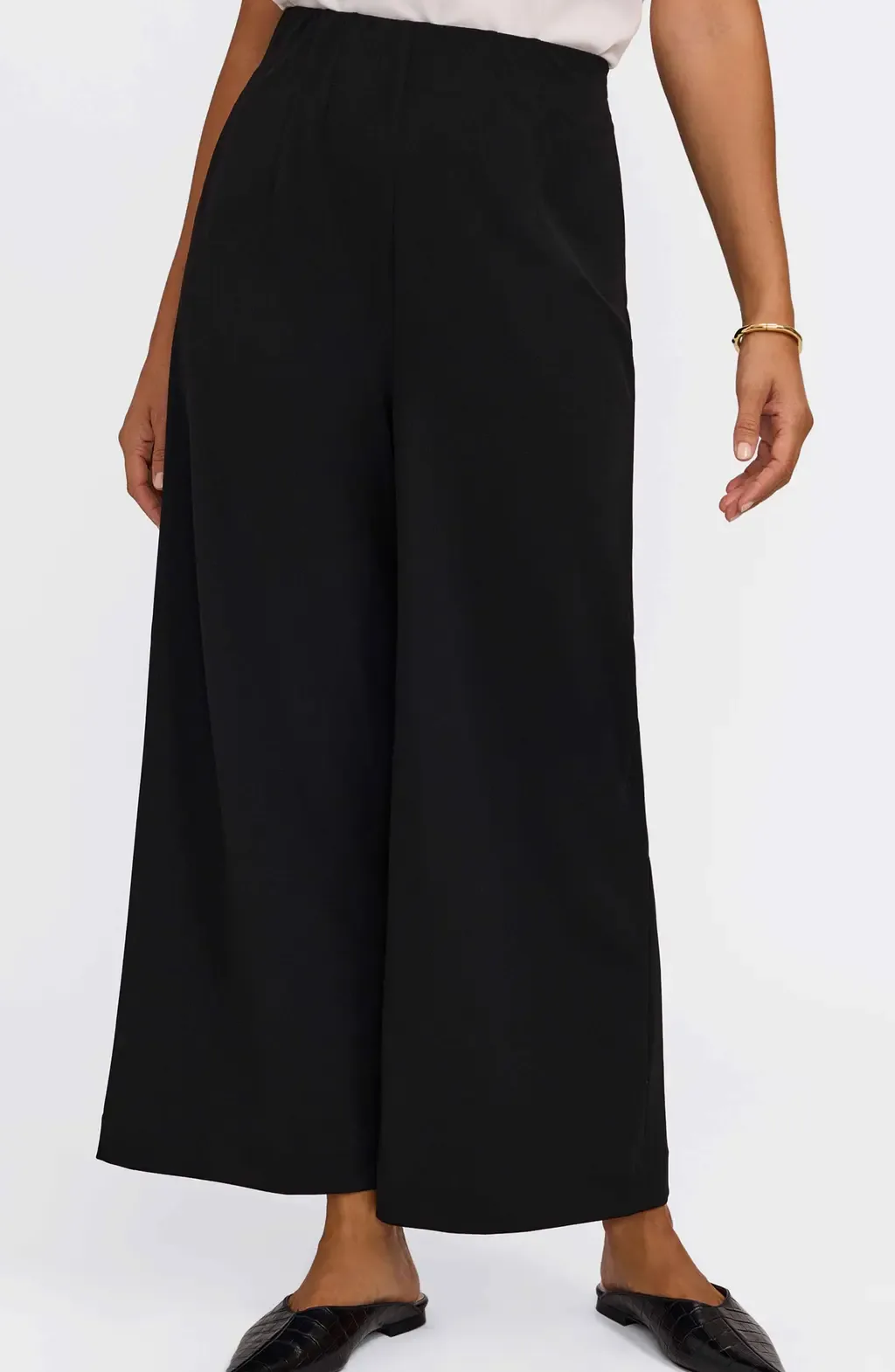 Arlette Wide Leg Crop Crepe Pants by Foxcroft