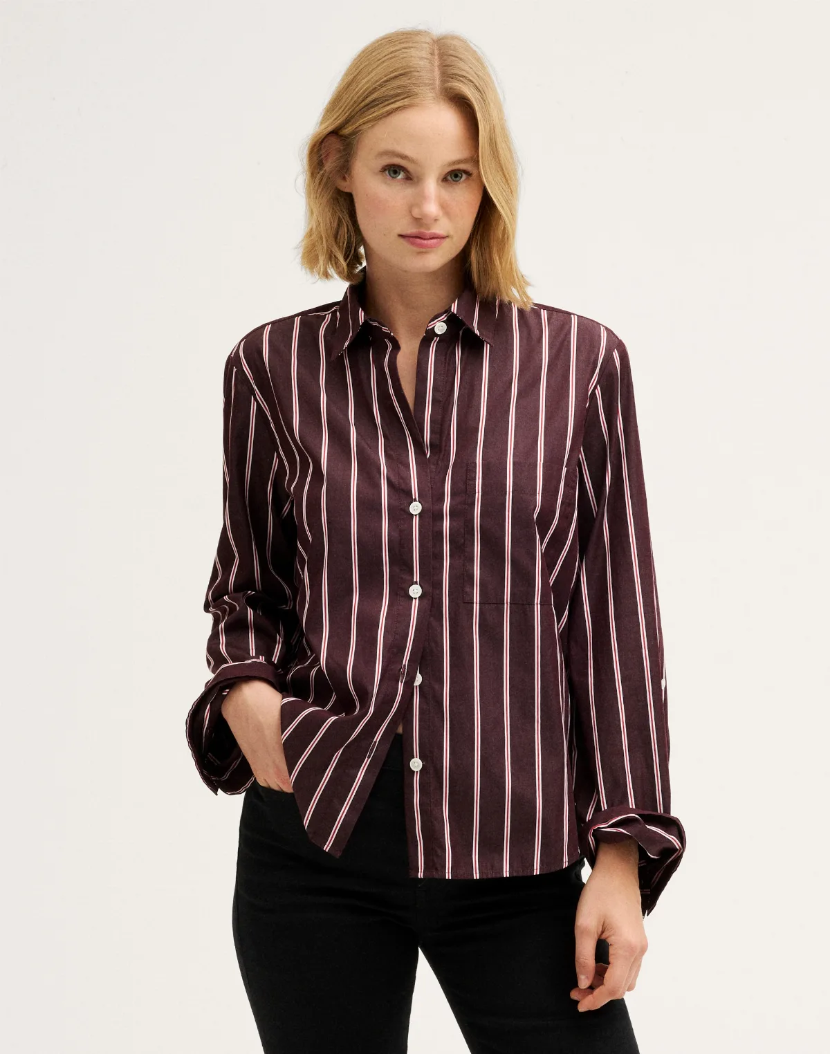 The Signature Y-Neck Shirt in 100% Cotton