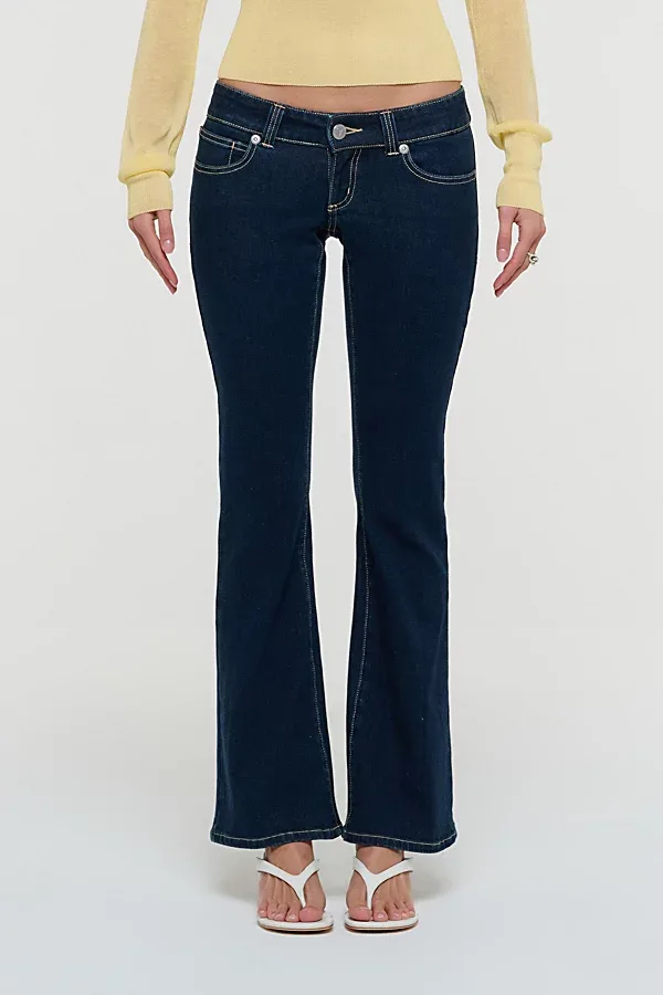 00 Super Low Kick in Chloe by Abrand Jeans
