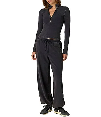 FP Movement Hot Shot Zip It Half-Zip Long Sleeve Fitted Top Mid-Rise Ankle-Length Jogger Pant Set by Free People