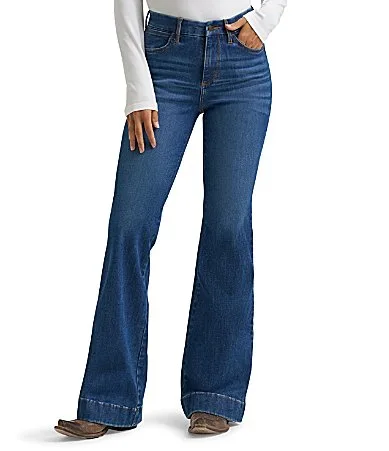 Reina High-Rise Jeans by Wrangler