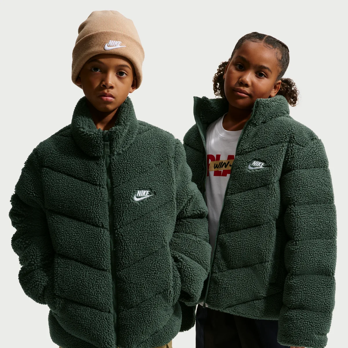 Sportswear Therma-FIT Loose Puffer Jacket by Nike