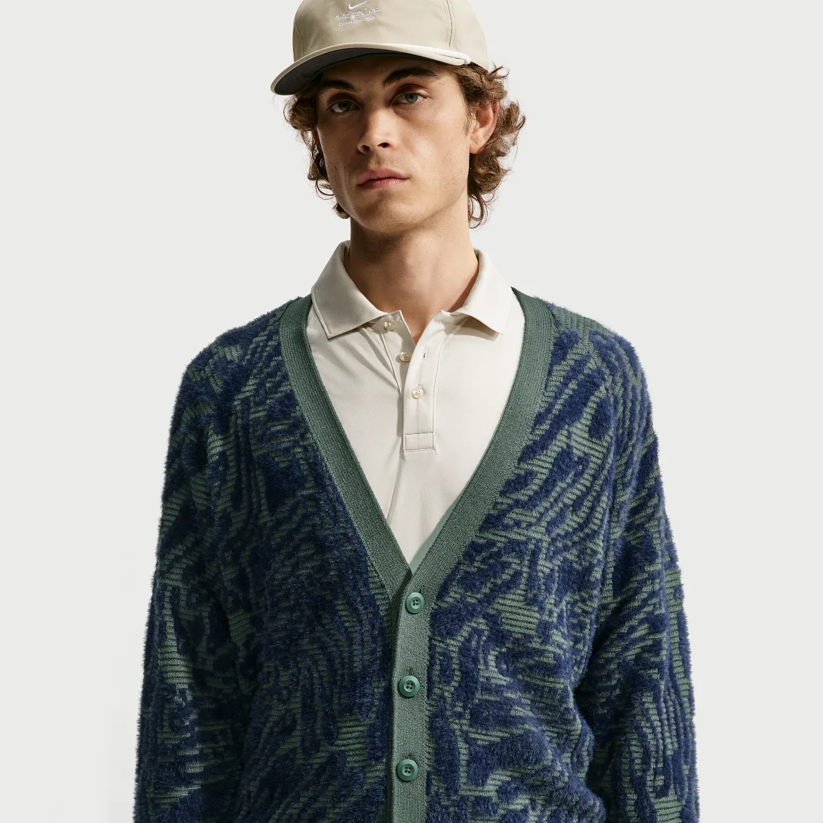 Fairway Fresh Loose Golf Cardigan by Nike