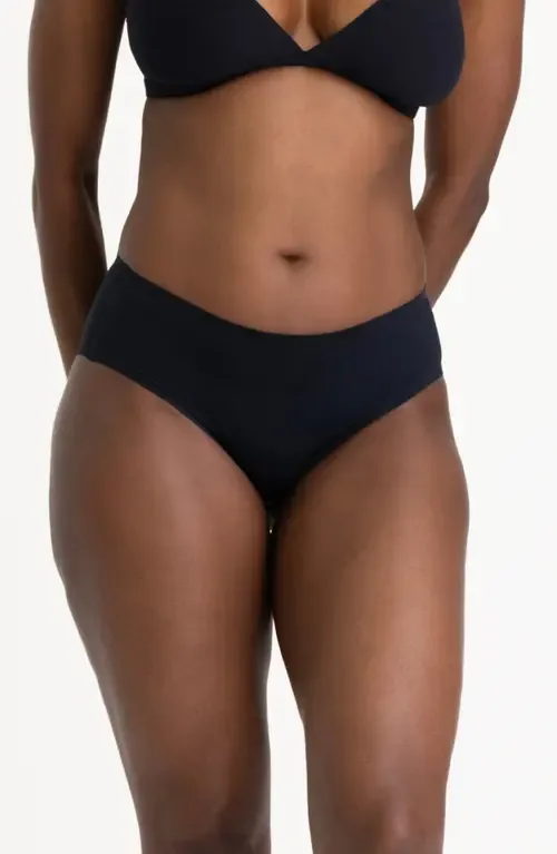 Period & Leakproof Seamless Briefs by Saalt