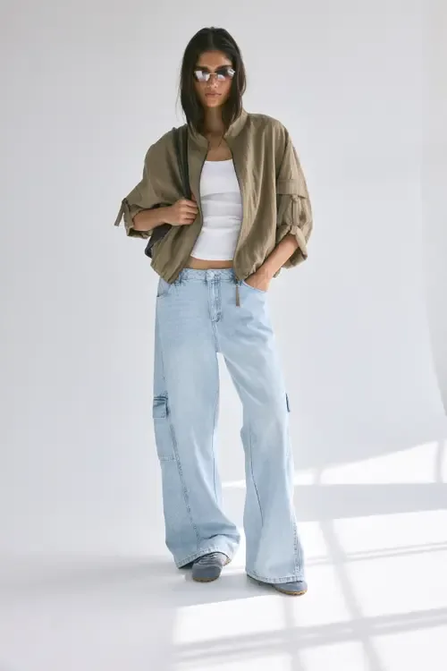 Wide-Leg Regular Waist Jeans by H&M