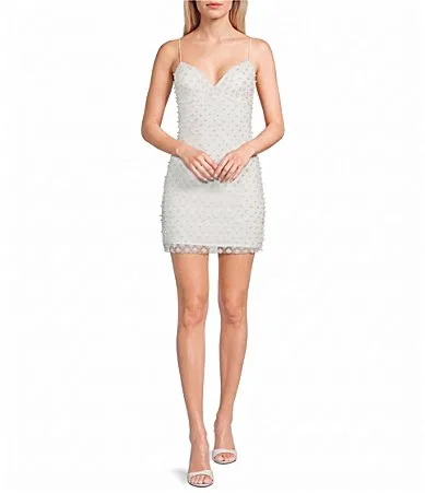 B. Darlin Embellished Mesh Sweetheart Sleeveless Dress