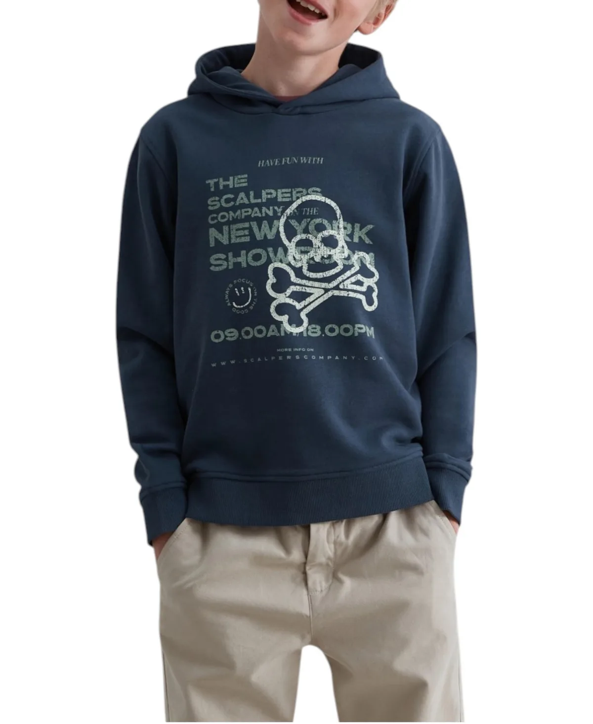 Hooded Graphic Long-Sleeve Hoodie Sweatshirt by Scalpers