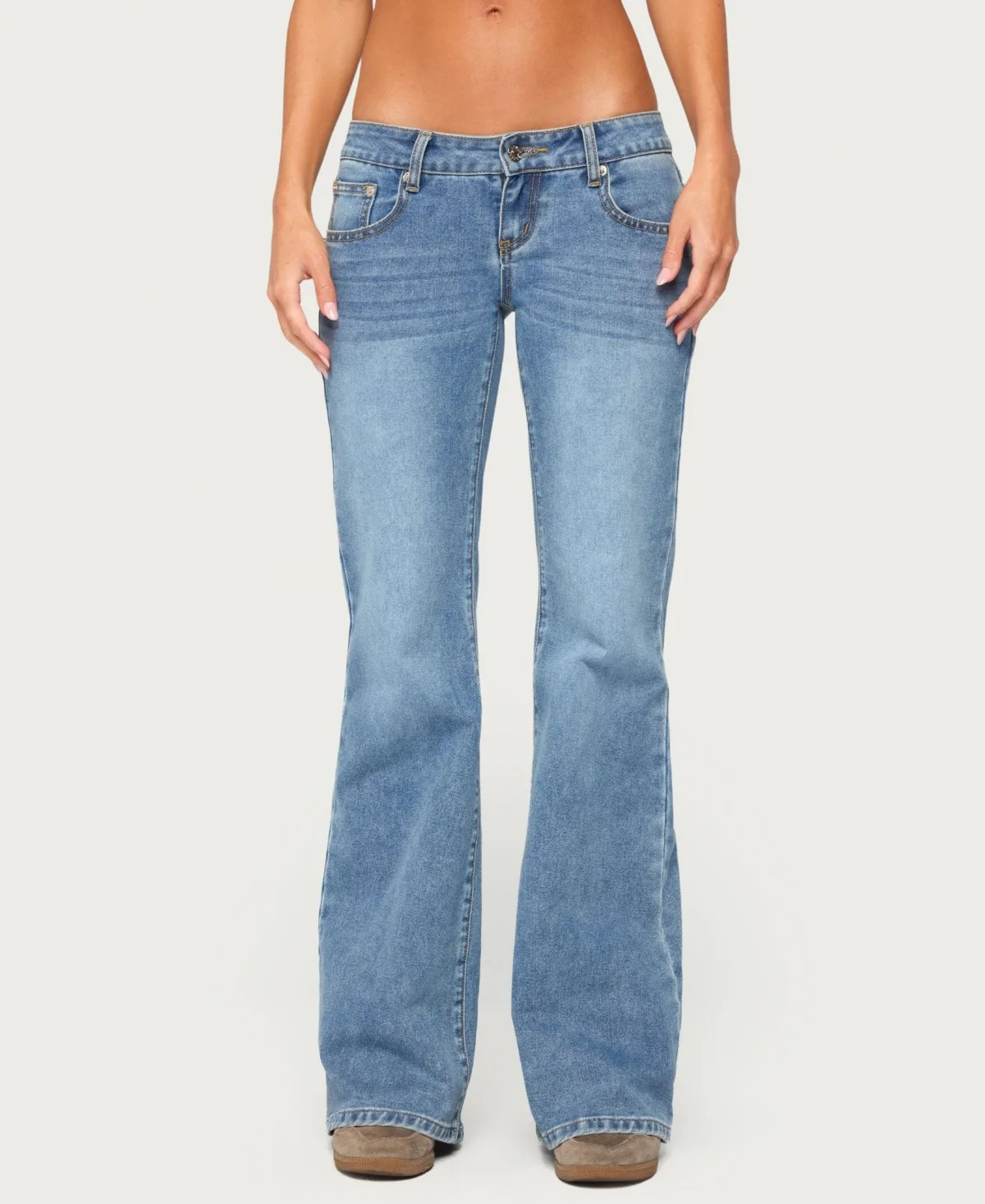 Girla Low-Rise Wide-Leg Jeans