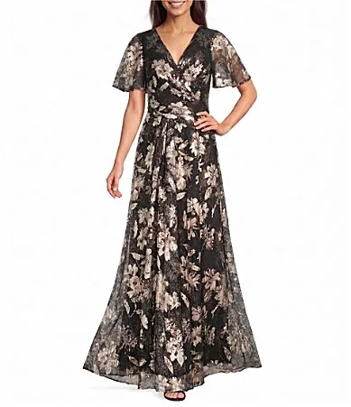 V-Neck Short Sleeve Metallic Floral Print Long Dress