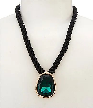 Jet Rope Cord Emerald Organic Stone Short Pendant Necklace