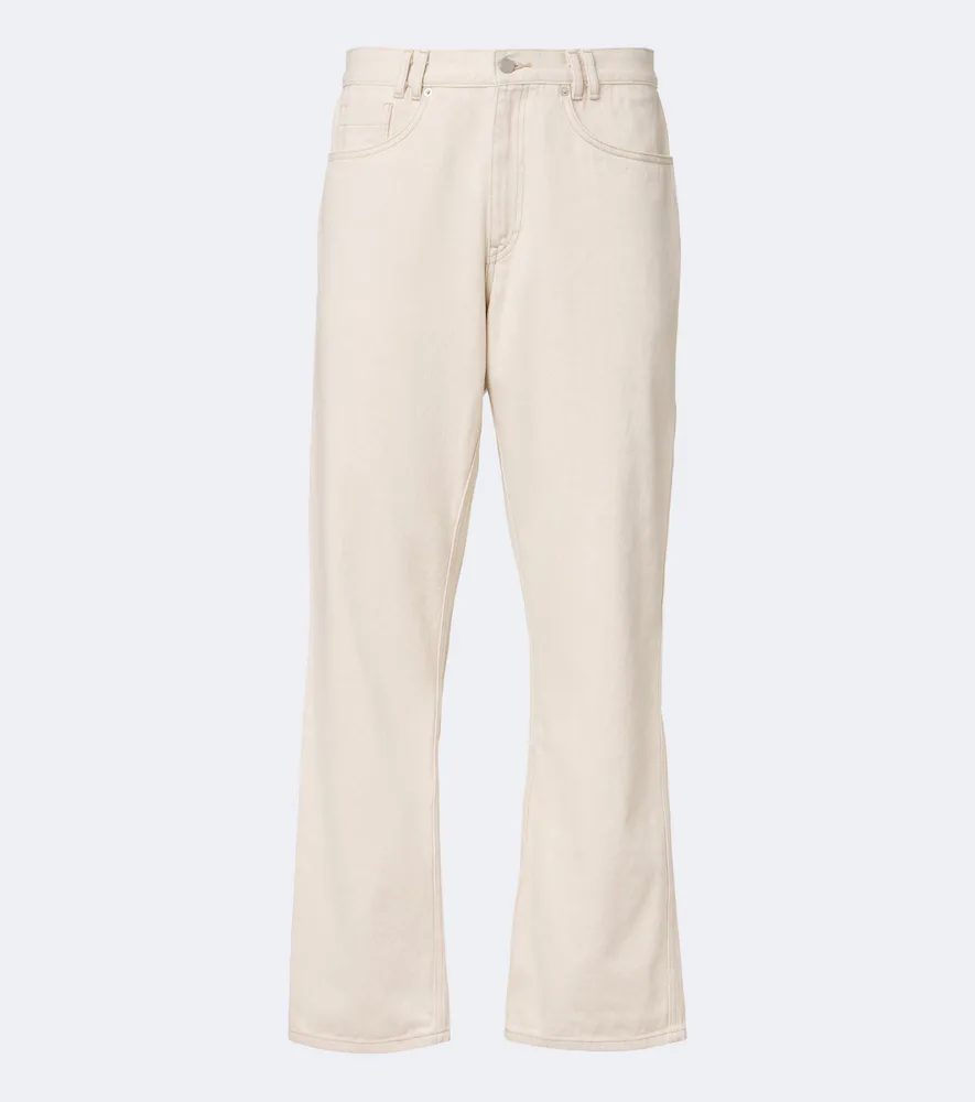 Straight Jeans