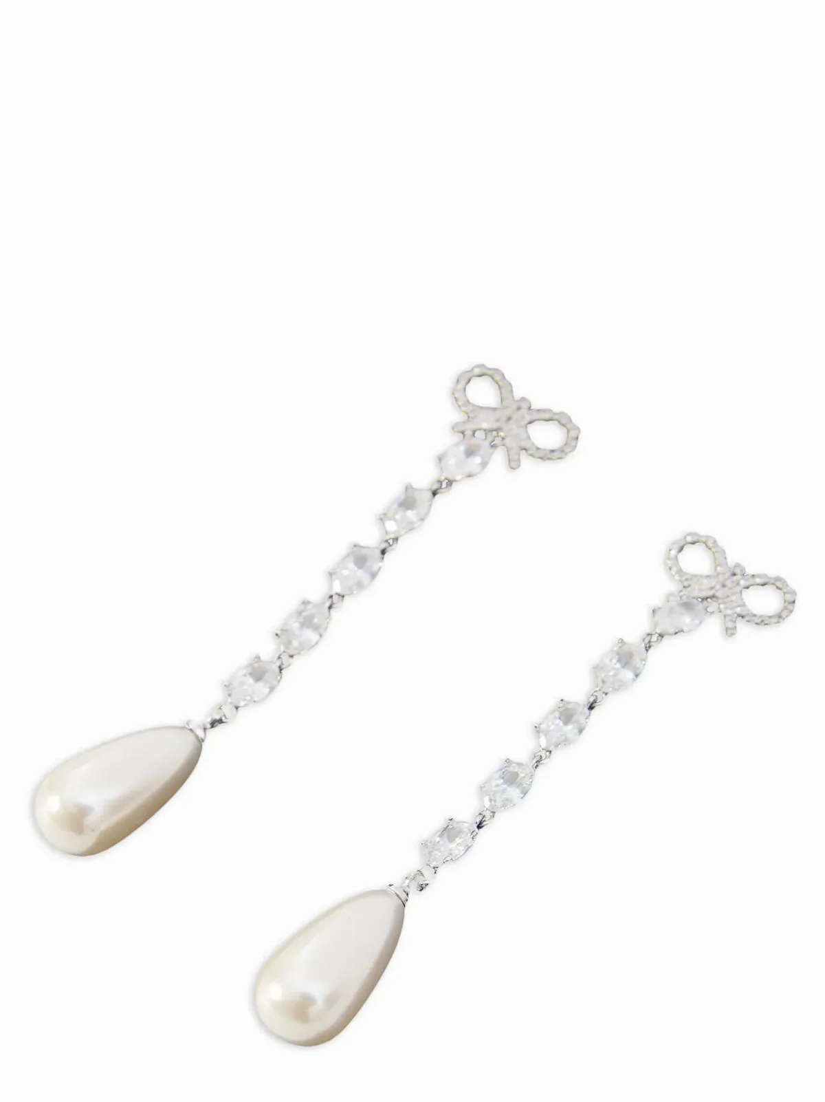 Bow Pearl Earrings