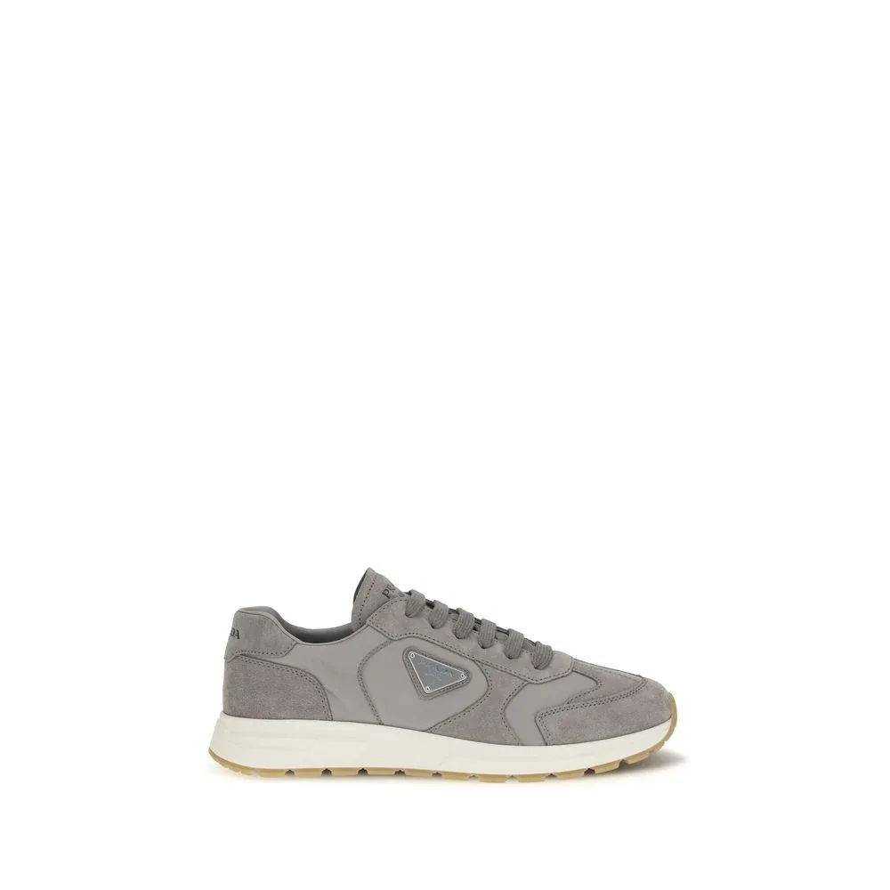 Prax Sneaker